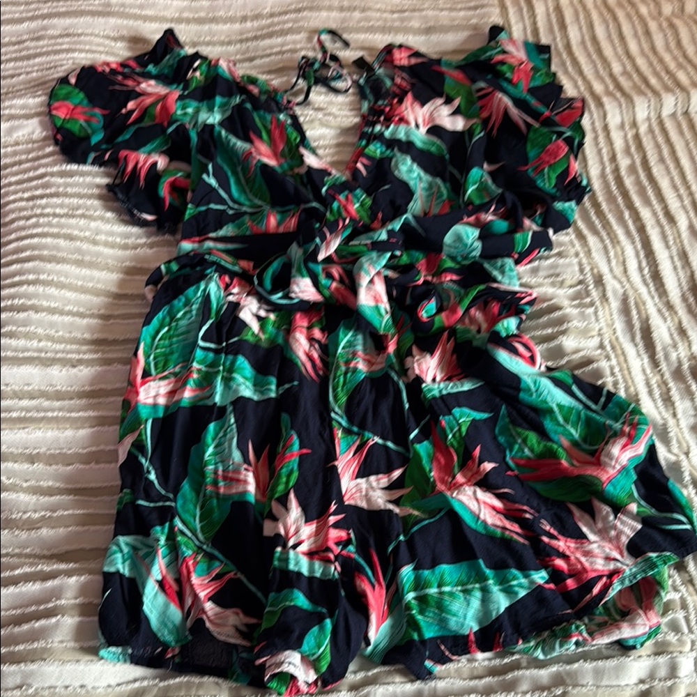 SHEIN Flutter Sleeve Green and Pink Jumpsuit
